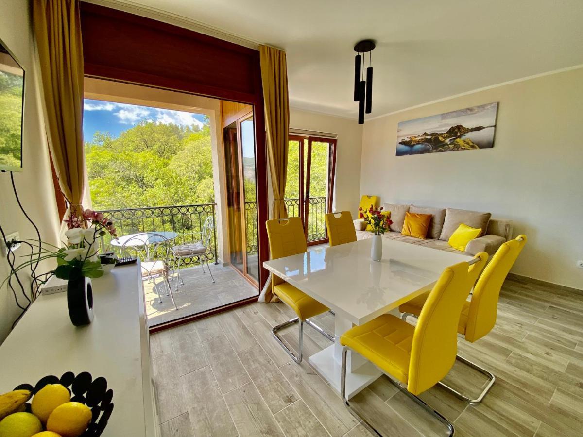 Adria Sea & Mountains Apartman Herceg Novi Kültér fotó